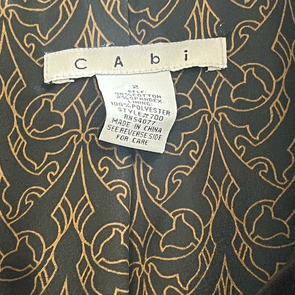 CAbi Black Velvet Embroidered Floral Coat Boho Statement Jacket Size 2 - Picture 9 of 16